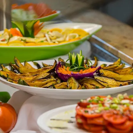 호텔 Louis Ionian Sun 4*