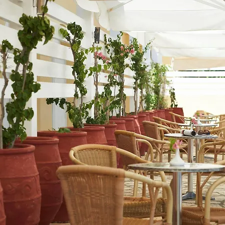 酒店 Louis Ionian Sun